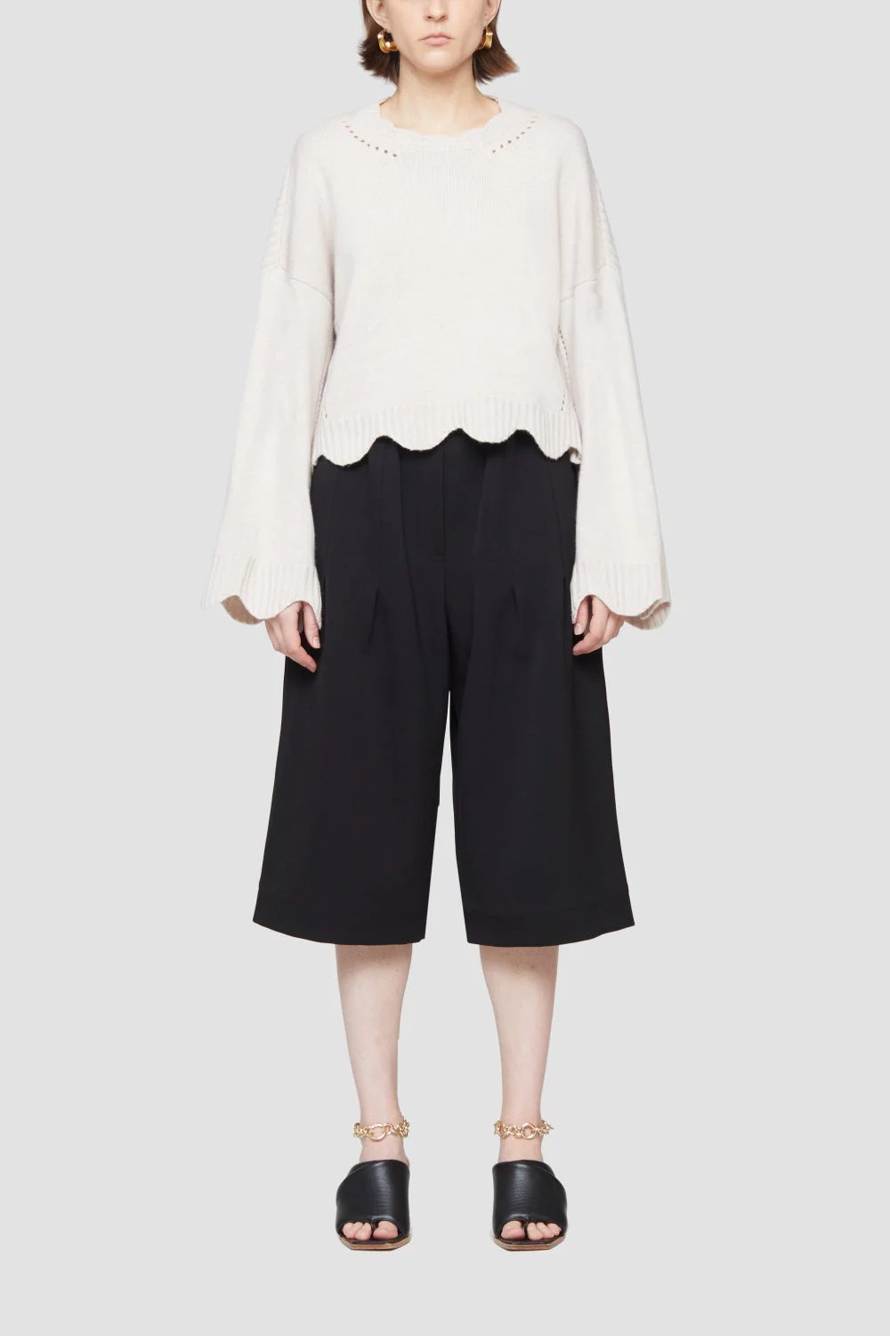 Crew Neck Cashmere Blend Sweater - Image 15